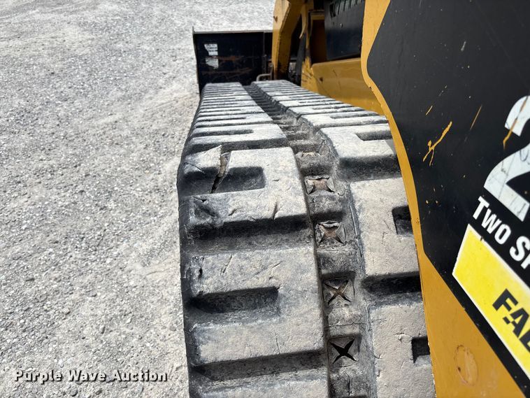 image for item FC5861 2011 Caterpillar 279C tracked skid steer loader
