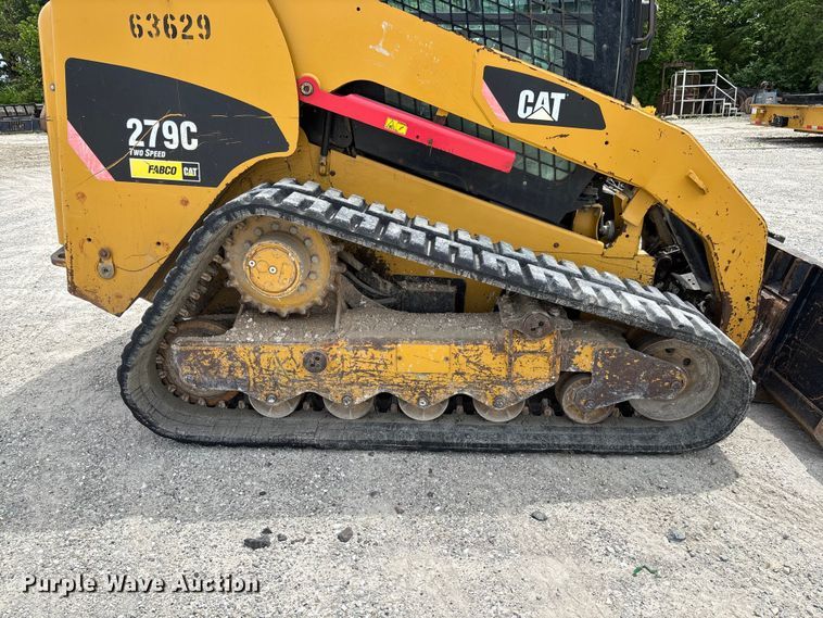 image for item FC5861 2011 Caterpillar 279C tracked skid steer loader