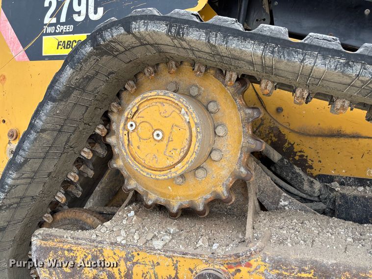 image for item FC5861 2011 Caterpillar 279C tracked skid steer loader