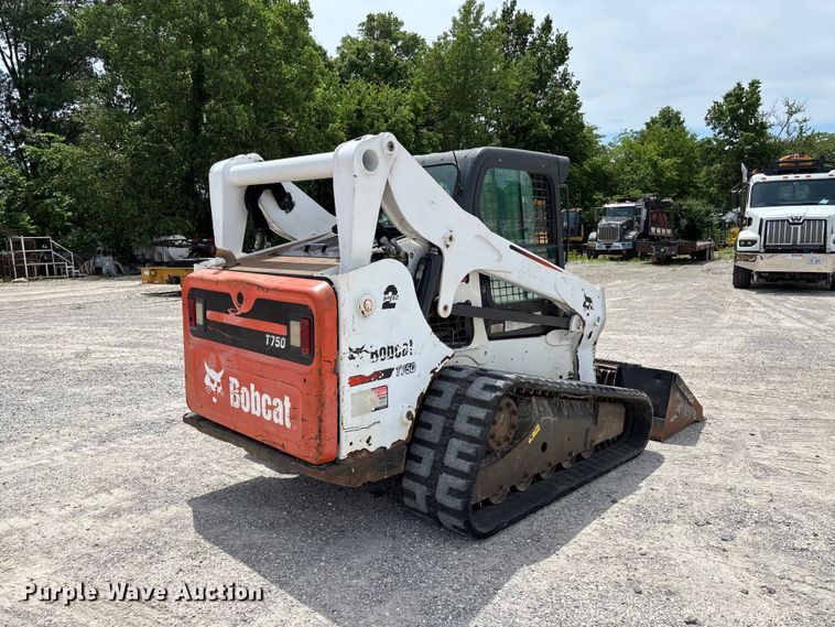 image for item FC5862 2015 Bobcat T750 tracked skid steer loader