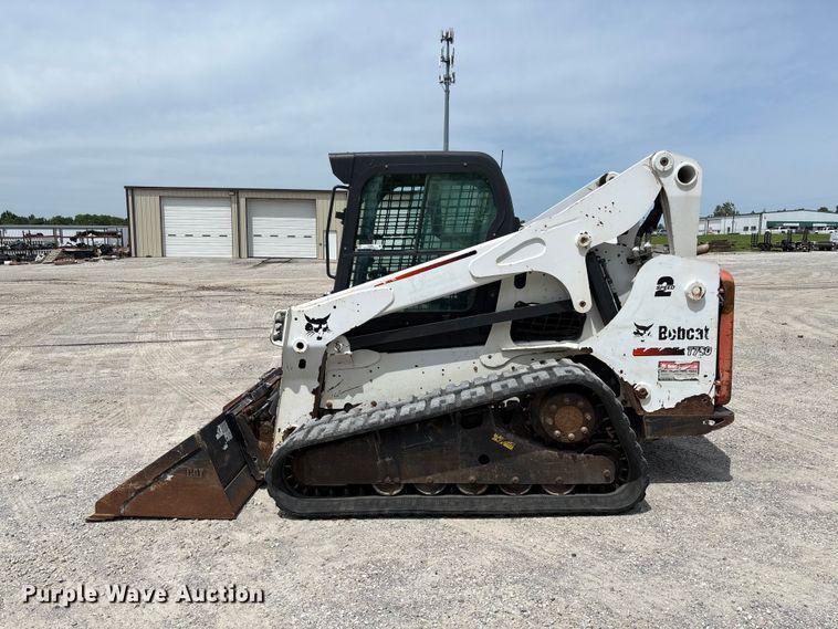 image for item FC5862 2015 Bobcat T750 tracked skid steer loader