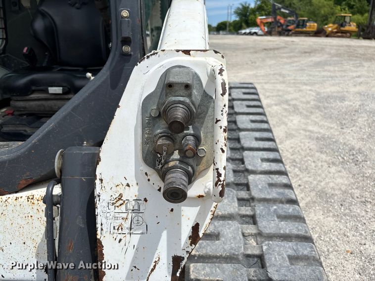 image for item FC5862 2015 Bobcat T750 tracked skid steer loader