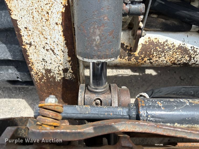 image for item FC5862 2015 Bobcat T750 tracked skid steer loader