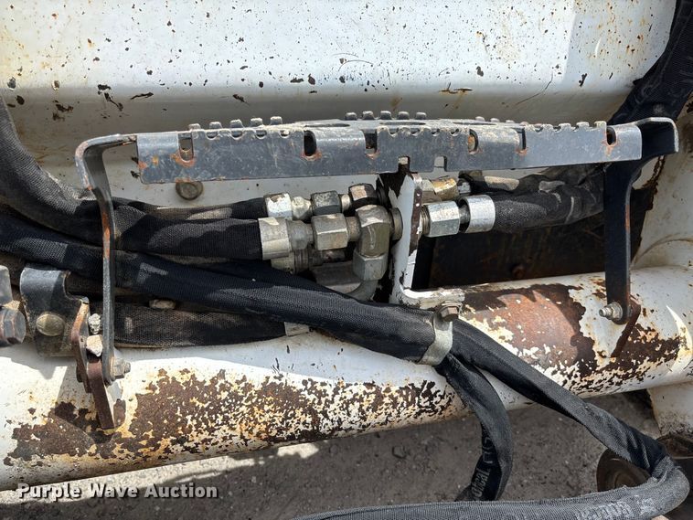 image for item FC5862 2015 Bobcat T750 tracked skid steer loader