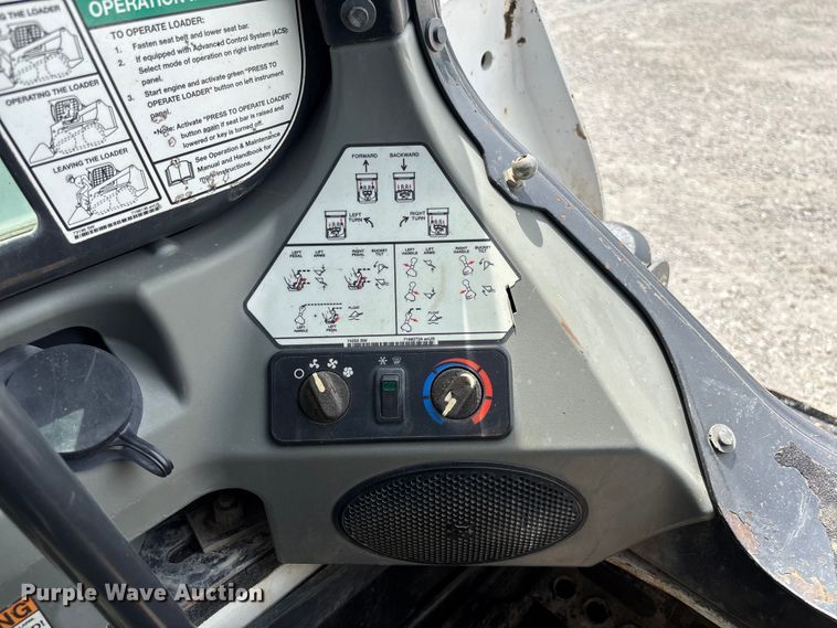 image for item FC5862 2015 Bobcat T750 tracked skid steer loader