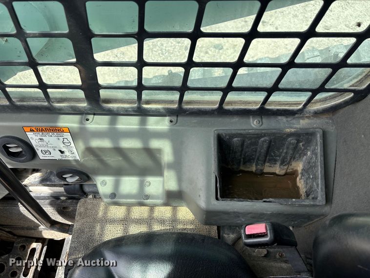 image for item FC5862 2015 Bobcat T750 tracked skid steer loader