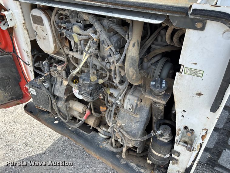image for item FC5862 2015 Bobcat T750 tracked skid steer loader