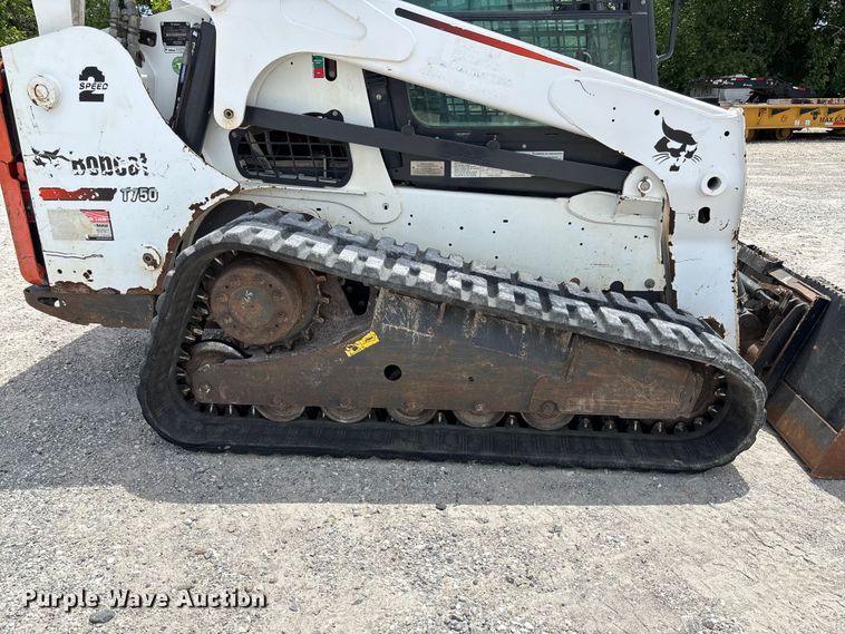 image for item FC5862 2015 Bobcat T750 tracked skid steer loader