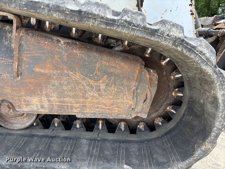 image for item FC5862 2015 Bobcat T750 tracked skid steer loader