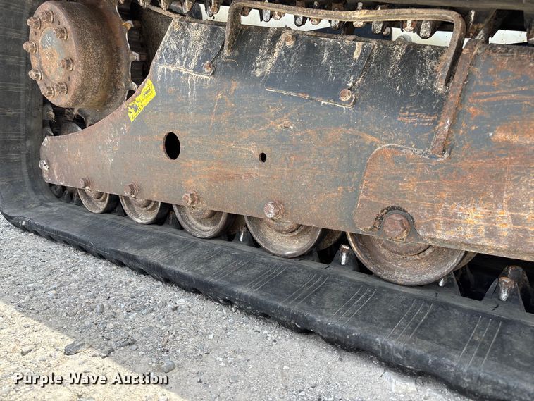 image for item FC5862 2015 Bobcat T750 tracked skid steer loader