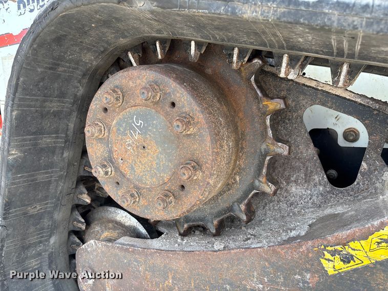 image for item FC5862 2015 Bobcat T750 tracked skid steer loader