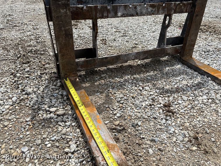 image for item FC5862 2015 Bobcat T750 tracked skid steer loader