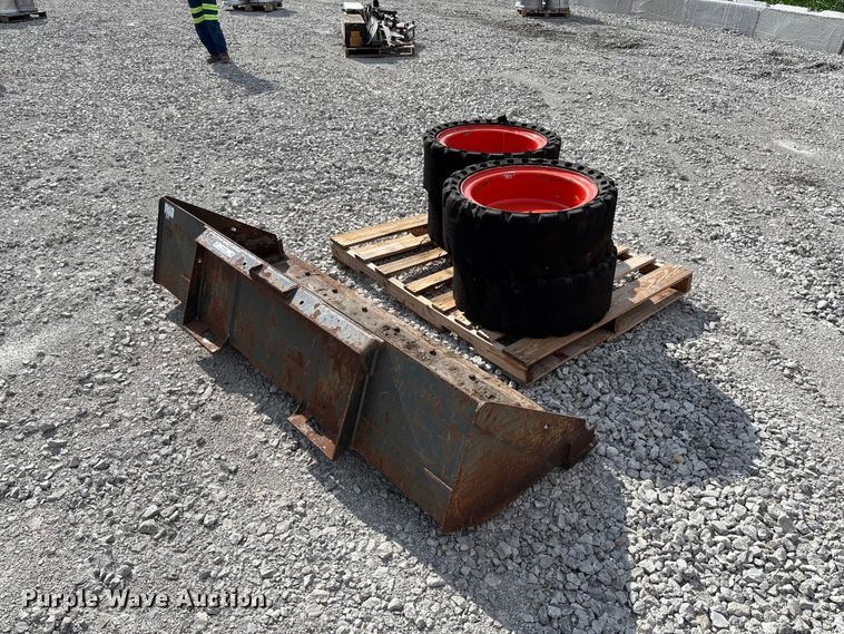 image for item FC5865 Skid steer bucket and tires