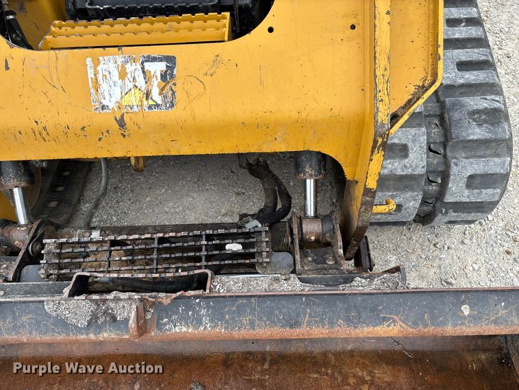 image for item FC5914 2017 Caterpillar 289D tracked skid steer loader