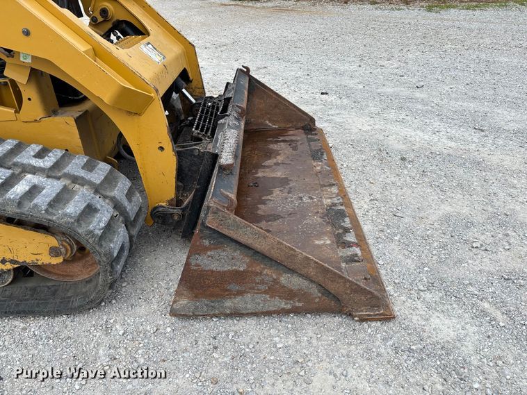 image for item FC5914 2017 Caterpillar 289D tracked skid steer loader