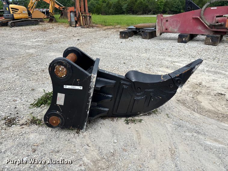 image for item FC5917 Gorilla YSR-05 excavator ripper