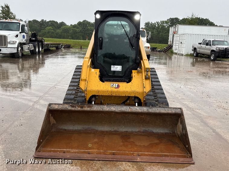 image for item FG0404 2022 Caterpillar 299D3 tracked skid steer loader