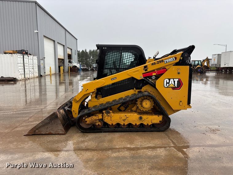 image for item FG0404 2022 Caterpillar 299D3 tracked skid steer loader