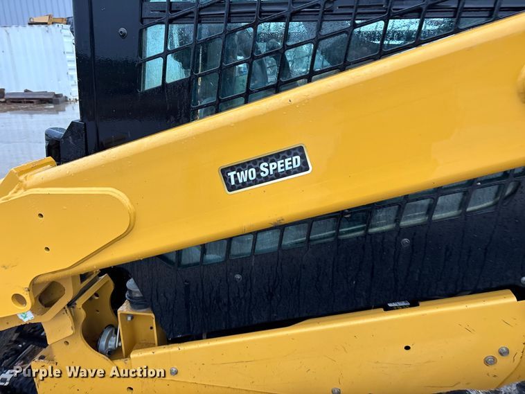 image for item FG0404 2022 Caterpillar 299D3 tracked skid steer loader
