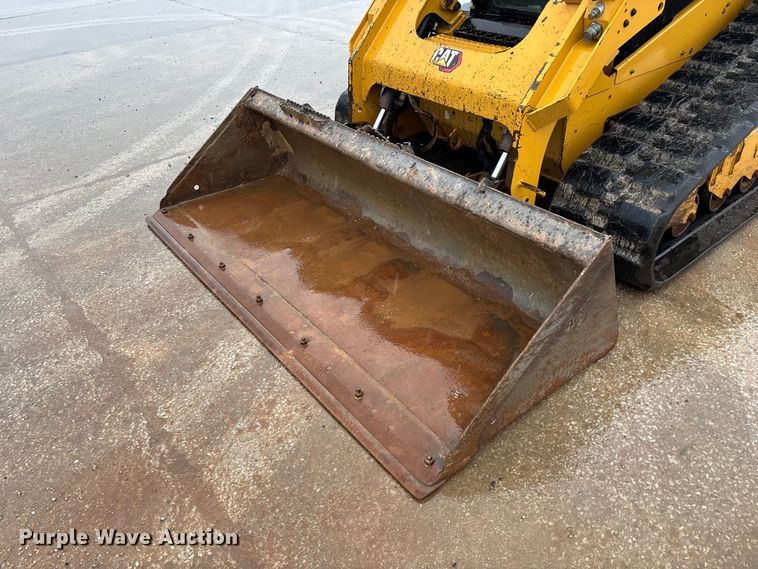 image for item FG0404 2022 Caterpillar 299D3 tracked skid steer loader