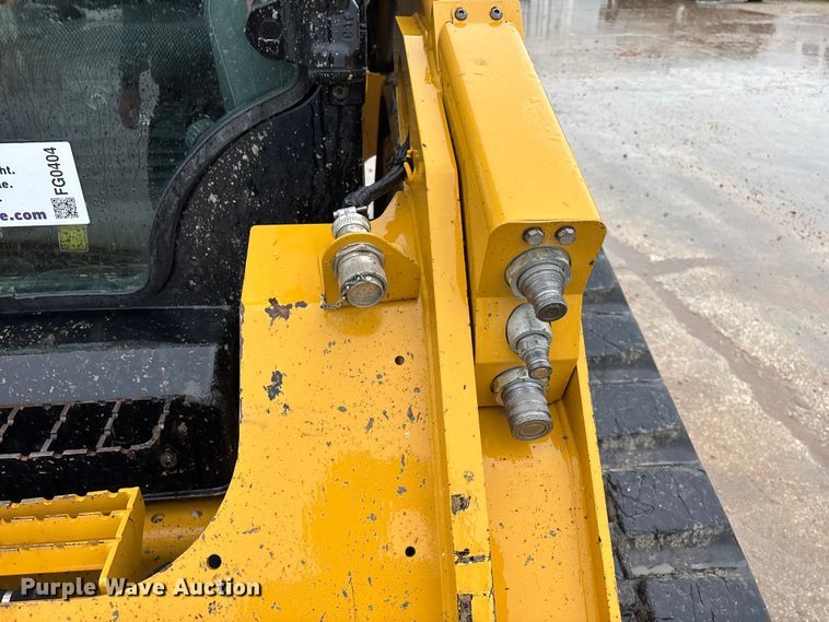 image for item FG0404 2022 Caterpillar 299D3 tracked skid steer loader