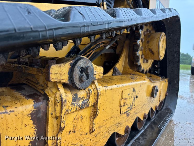 image for item FG0404 2022 Caterpillar 299D3 tracked skid steer loader