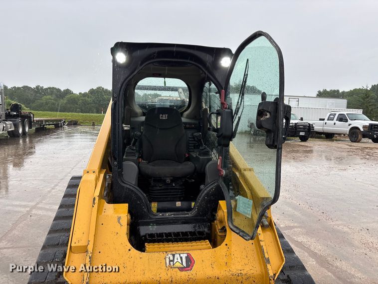 image for item FG0404 2022 Caterpillar 299D3 tracked skid steer loader
