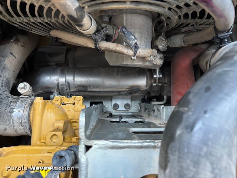 image for item FG0404 2022 Caterpillar 299D3 tracked skid steer loader