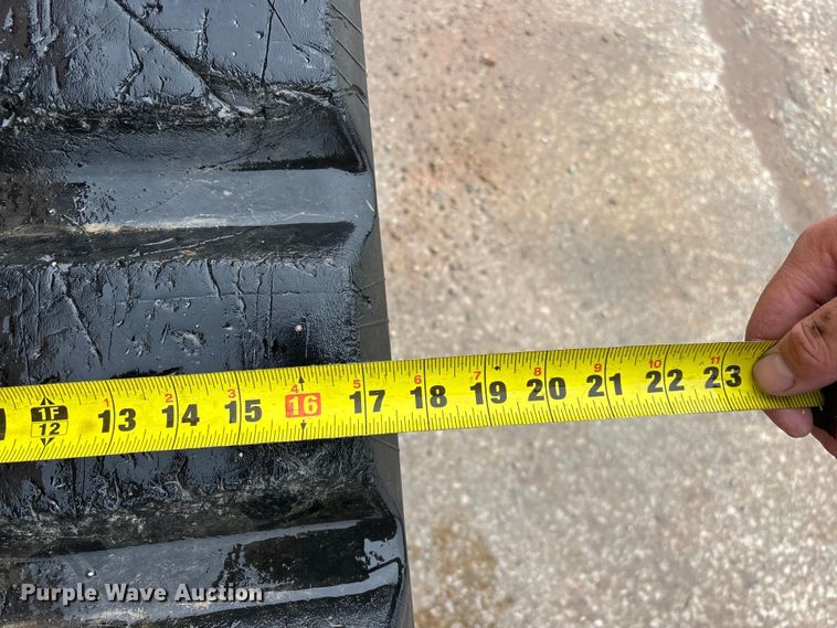 image for item FG0404 2022 Caterpillar 299D3 tracked skid steer loader