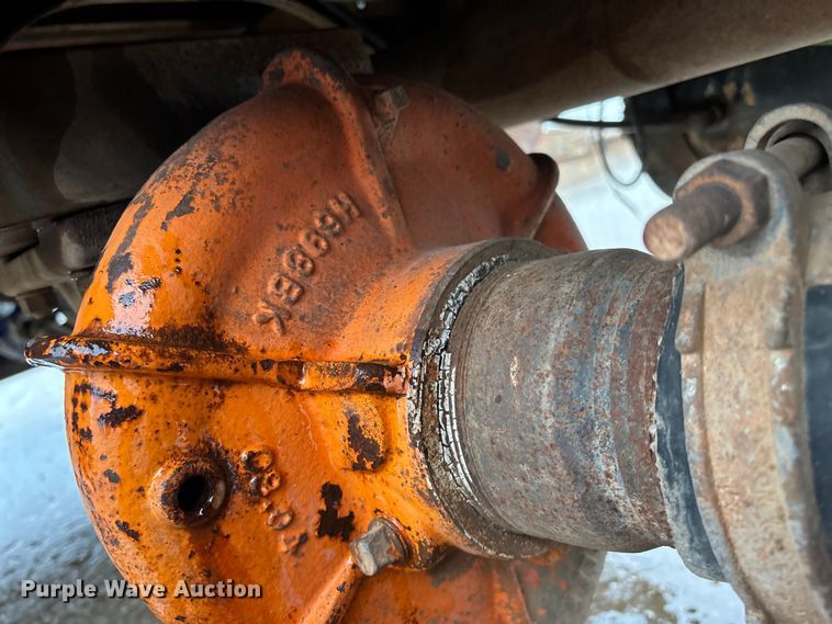 image for item FG0405 1992 International 4900 water truck