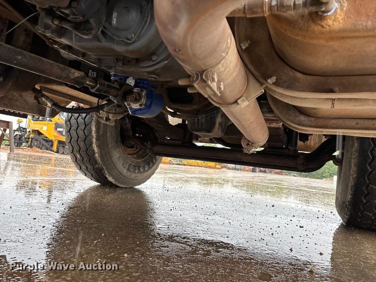 image for item FG0405 1992 International 4900 water truck