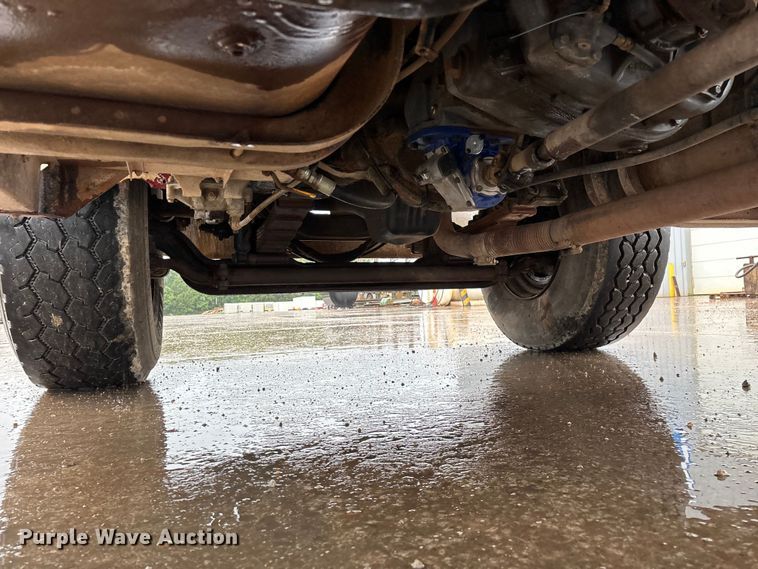 image for item FG0405 1992 International 4900 water truck