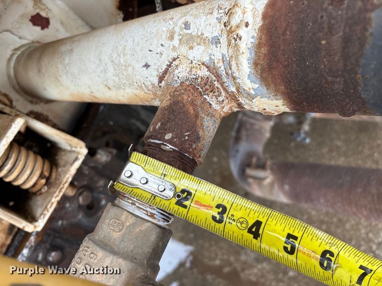 image for item FG0405 1992 International 4900 water truck