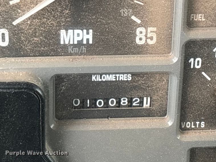 image for item FG0405 1992 International 4900 water truck