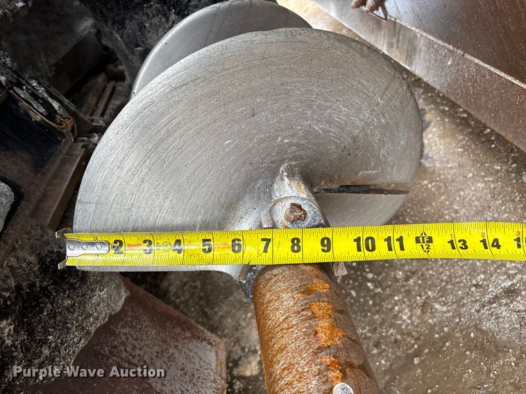 image for item FG0406 2014 Caterpillar AP-655D paver