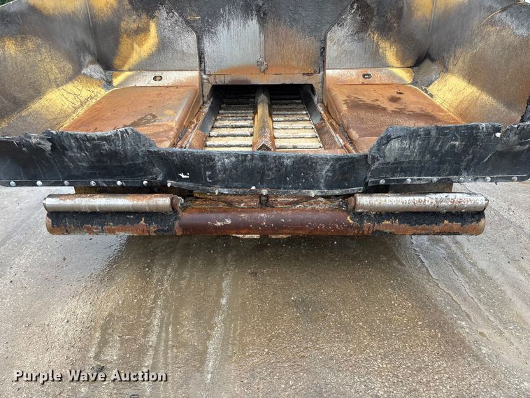 image for item FG0406 2014 Caterpillar AP-655D paver
