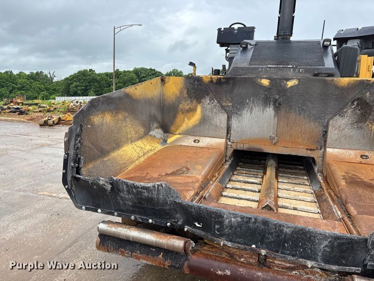 image for item FG0406 2014 Caterpillar AP-655D paver