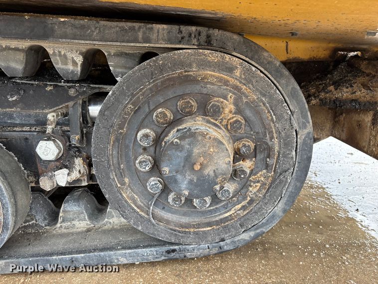 image for item FG0406 2014 Caterpillar AP-655D paver