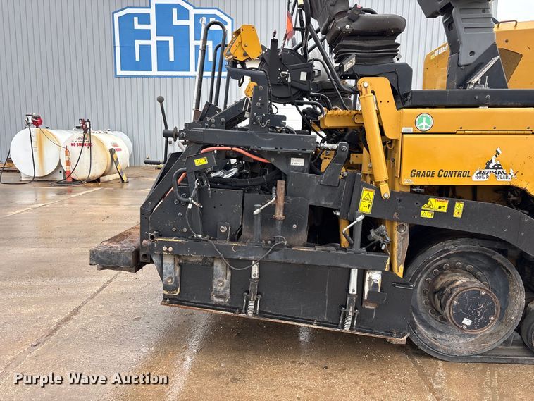 image for item FG0406 2014 Caterpillar AP-655D paver
