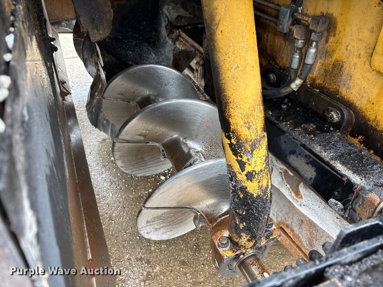 image for item FG0406 2014 Caterpillar AP-655D paver
