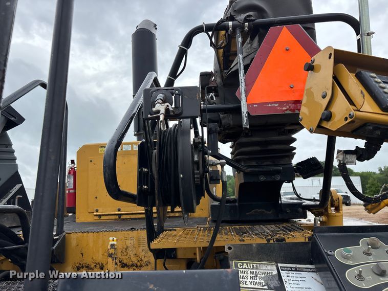 image for item FG0406 2014 Caterpillar AP-655D paver