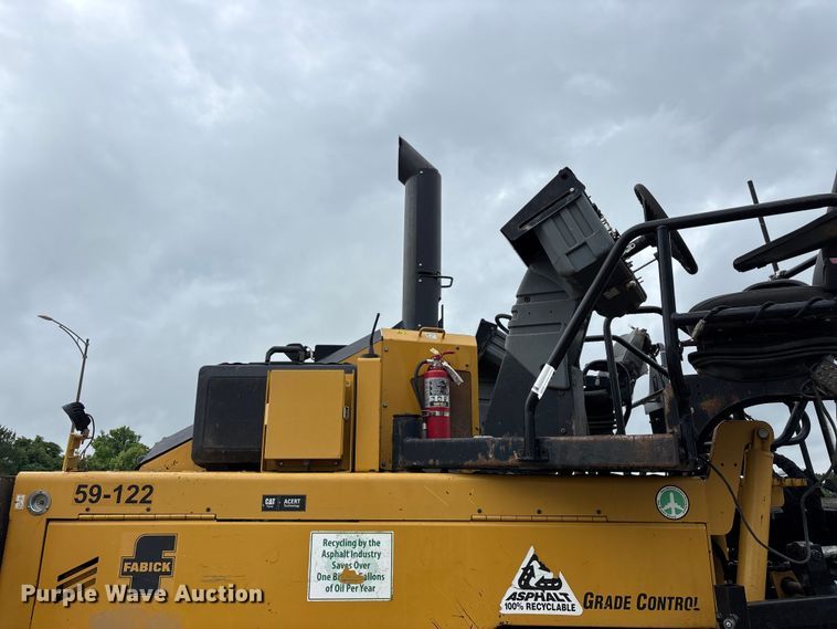image for item FG0406 2014 Caterpillar AP-655D paver