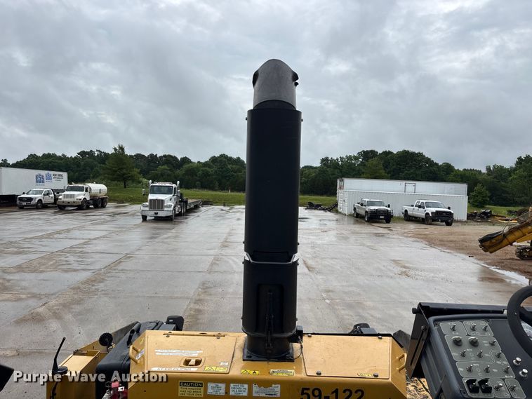image for item FG0406 2014 Caterpillar AP-655D paver