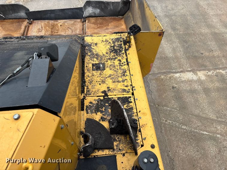 image for item FG0406 2014 Caterpillar AP-655D paver