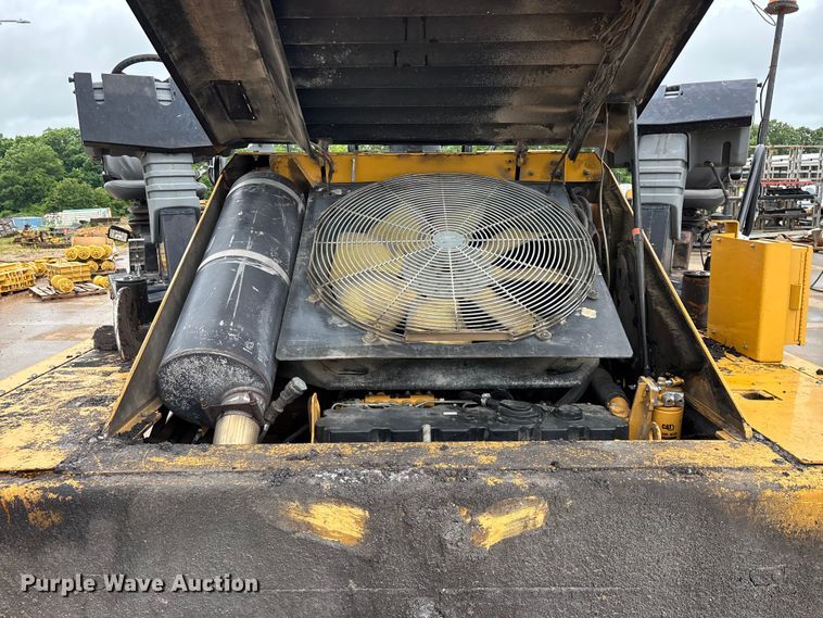 image for item FG0406 2014 Caterpillar AP-655D paver