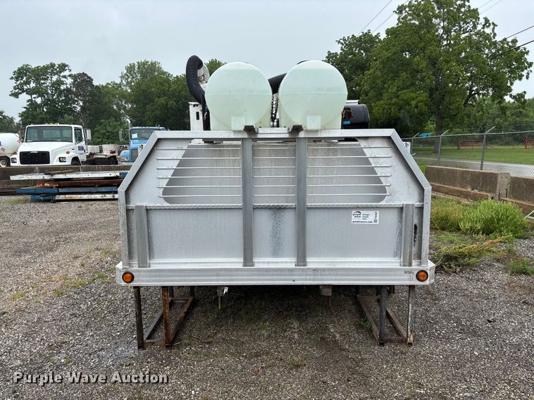 image for item FG0407 Tellus TUT-2003 vacuum excavator truck bed
