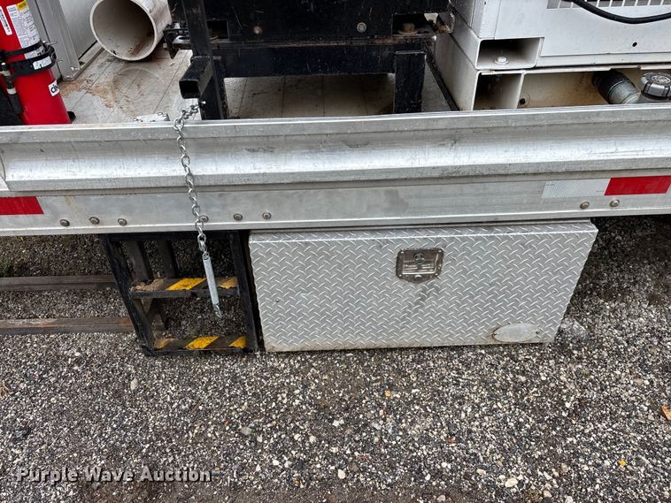 image for item FG0407 Tellus TUT-2003 vacuum excavator truck bed