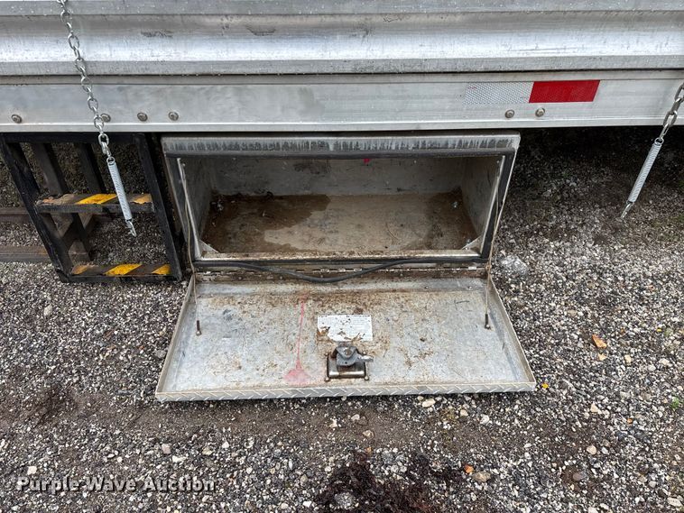 image for item FG0407 Tellus TUT-2003 vacuum excavator truck bed