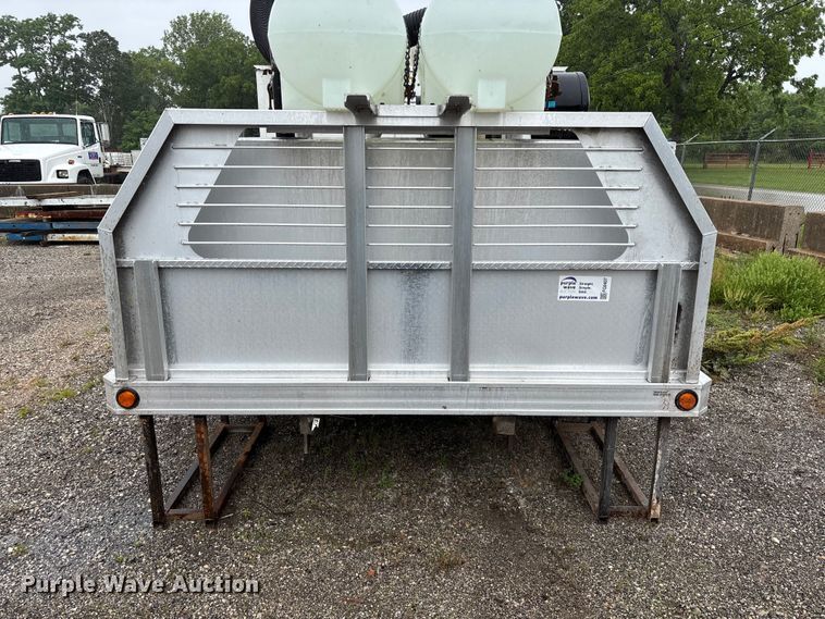 image for item FG0407 Tellus TUT-2003 vacuum excavator truck bed