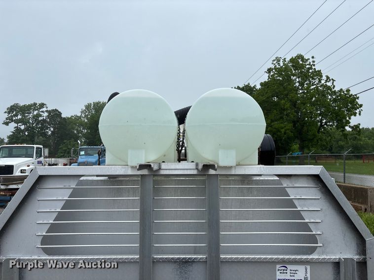 image for item FG0407 Tellus TUT-2003 vacuum excavator truck bed